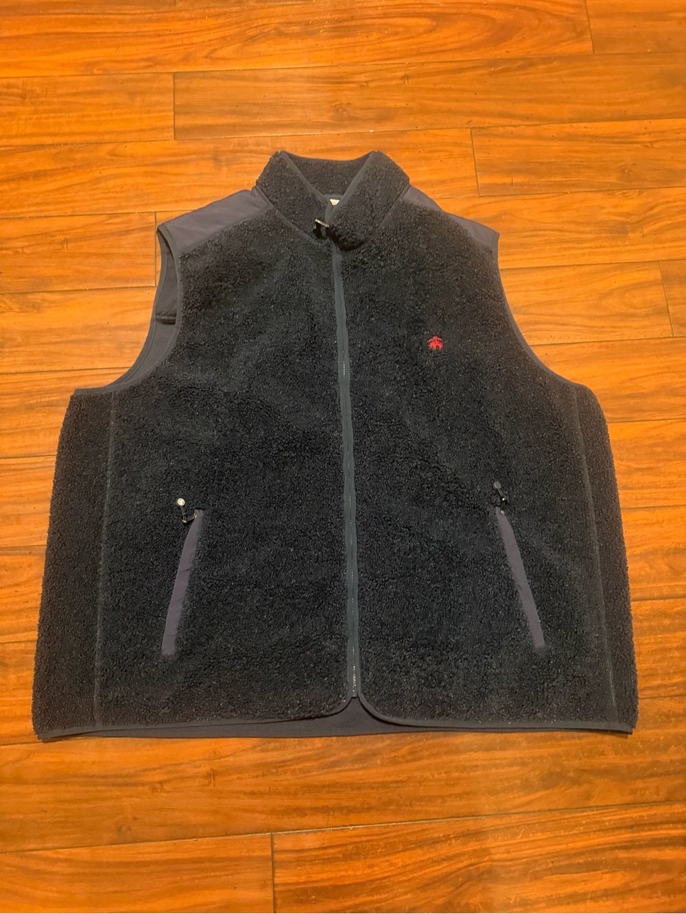 Brooks Brothers Sherpa Vest with Red Logo - Picture 7 of 10